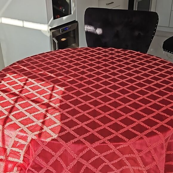 Lenox American By Design Round Tablecloth Red 70" - Picture 15 of 16